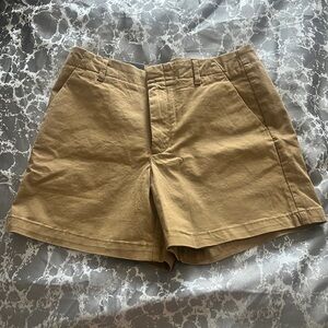 Banana Republic authentic chino flat-iron short